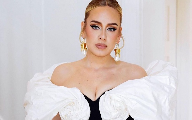 ADELE “Easy on Me”